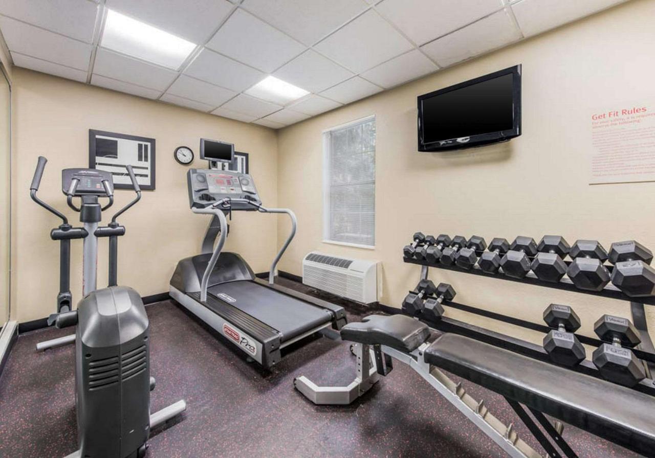 Birch Hills Suites - Blue Ash Buitenkant foto