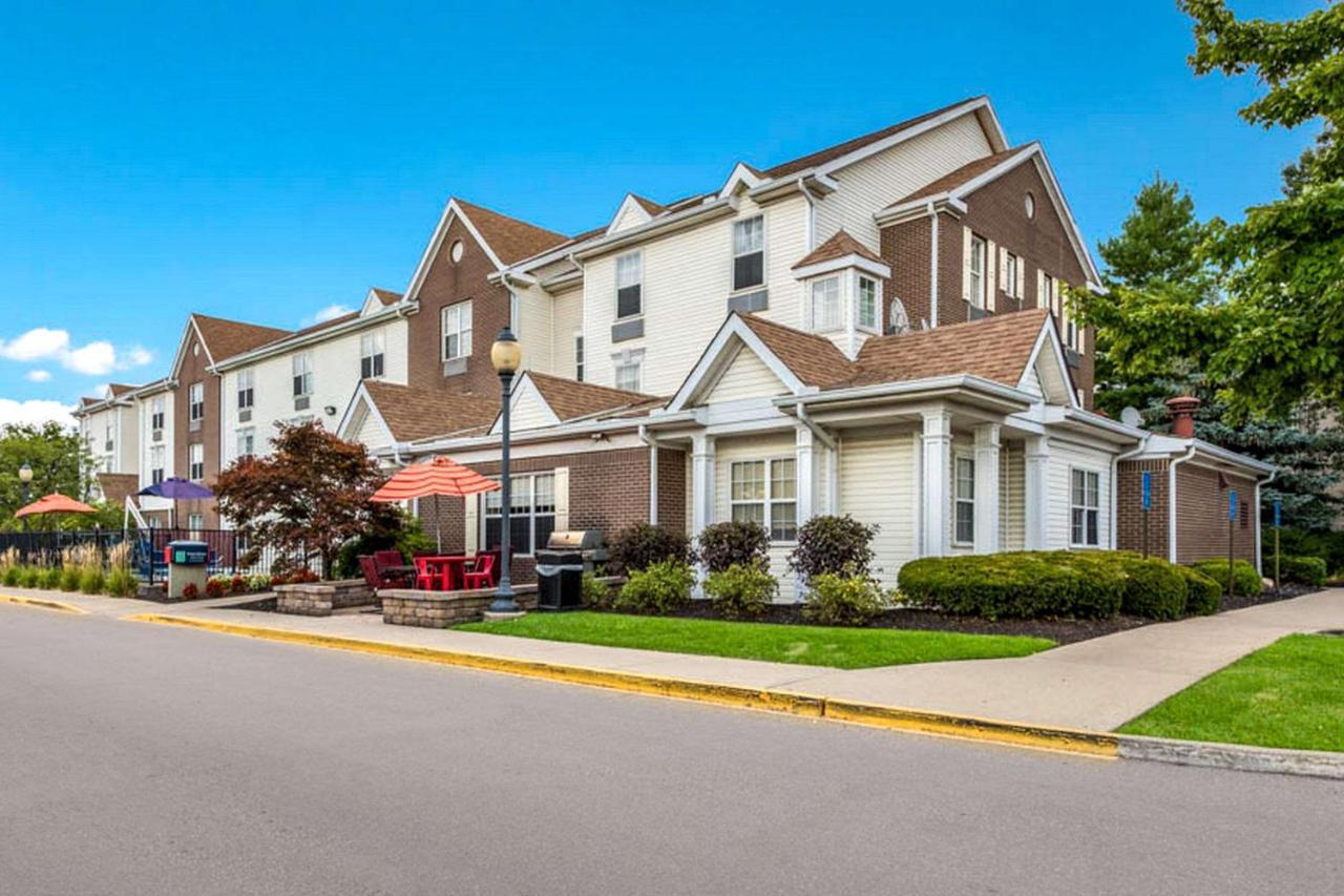 Birch Hills Suites - Blue Ash Buitenkant foto