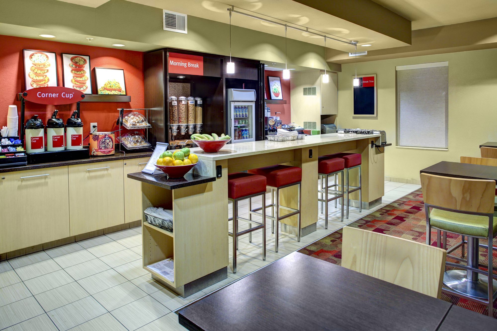 Birch Hills Suites - Blue Ash Buitenkant foto