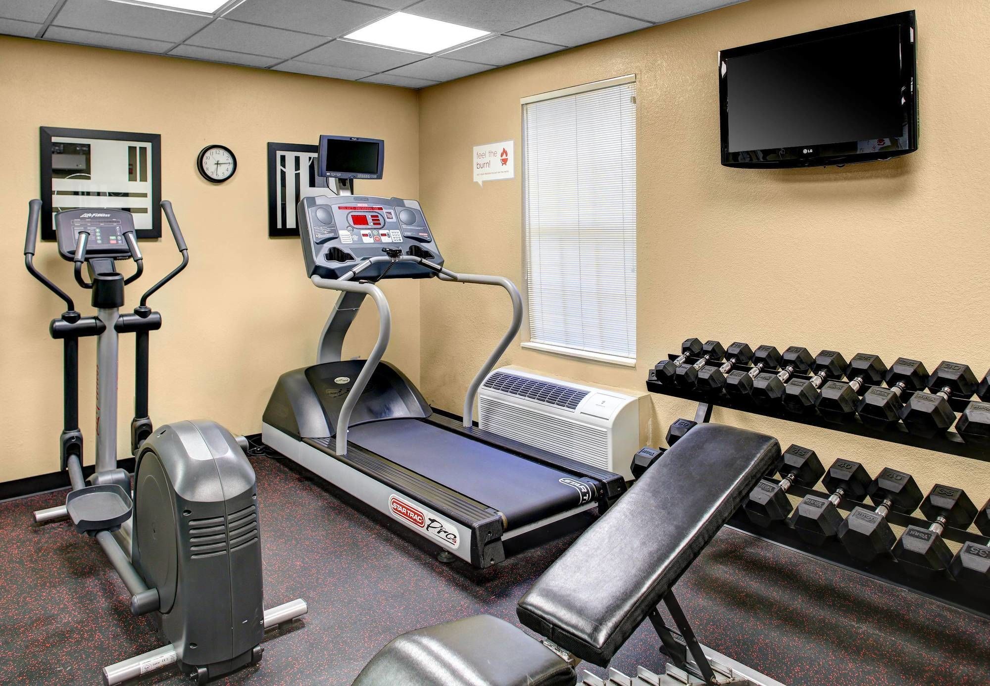 Birch Hills Suites - Blue Ash Buitenkant foto